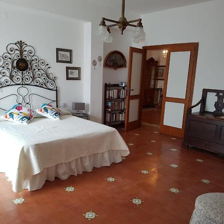 Hotel La Terrazza Di Anna Sassari Zewnętrze zdjęcie
